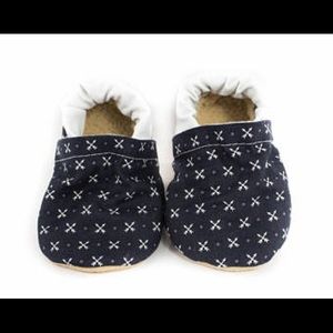 Tribal arrow baby moccasins